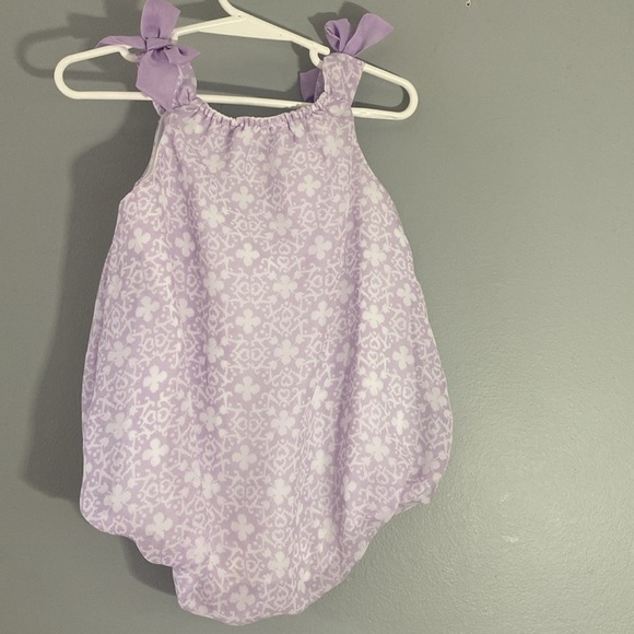 Baby Essentials Lavender and Pink Outfit Size 12 Months - Picture 6 of 11